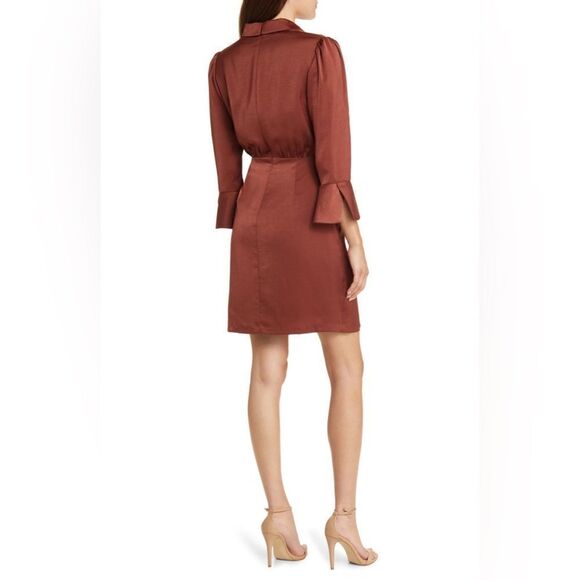 Satin Shirtdress
Vince Camuto - Picture 2 of 12
